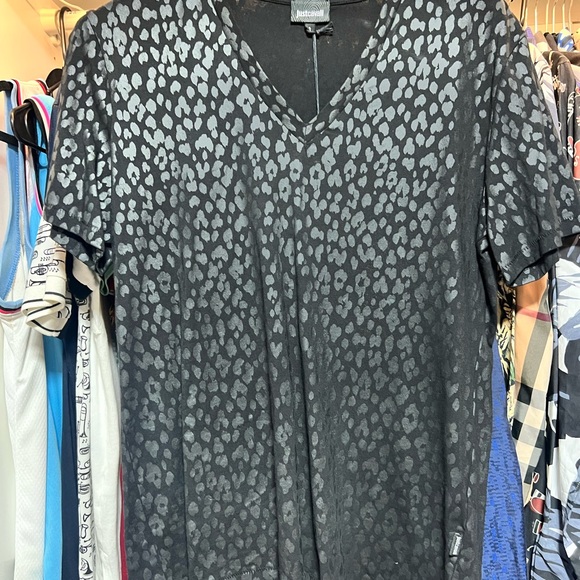 Just Cavalli Black & Grey Leopard Print V-Neck Top Men’s T-Shirt